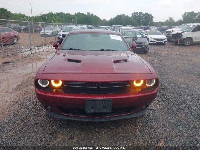 2C3CDZGG8JH235109 Dodge Challenger Gt Awd