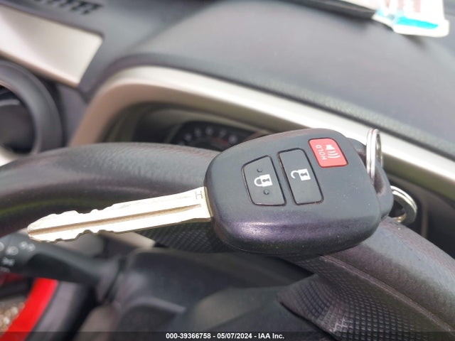 Toyota RAV4 LE 2014 2T3ZFREV8EW126916 Image 11