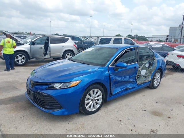 Toyota CAMRY LE 2020 4T1L11AK0LU343707 Image 2