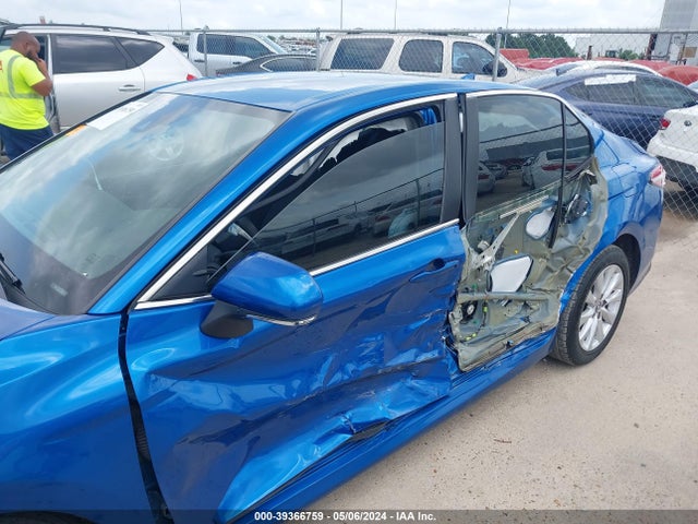 Toyota CAMRY LE 2020 4T1L11AK0LU343707 Image 6
