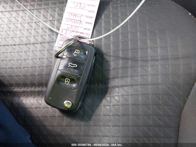 3VW2K7AJ8FM353320 Volkswagen Jetta 2.0l S