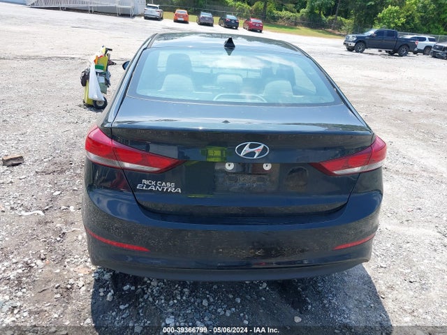 Hyundai Elantra Value Edition 2018 5NPD84LFXJH333408 Image 16