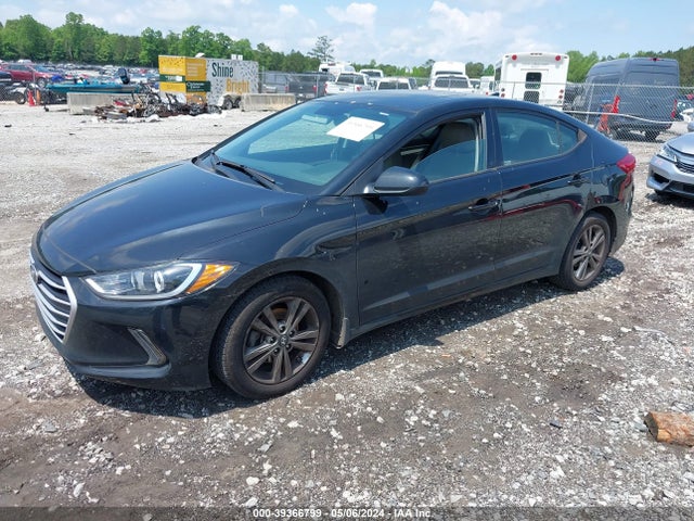 Hyundai Elantra Value Edition 2018 5NPD84LFXJH333408 Image 2