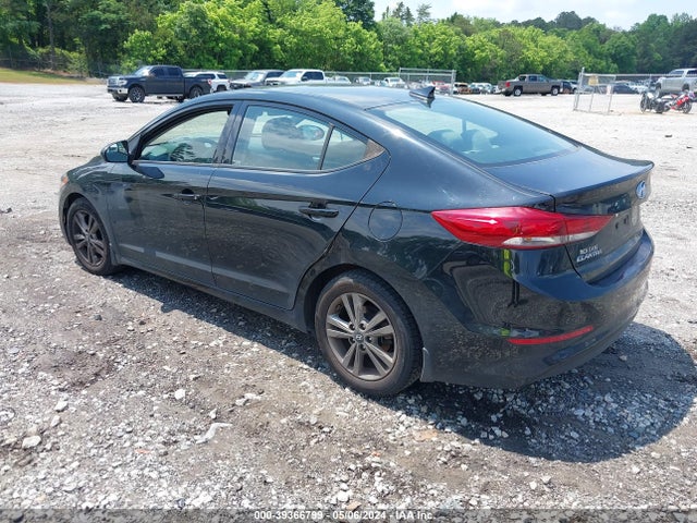 Hyundai Elantra Value Edition 2018 5NPD84LFXJH333408 Image 3