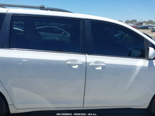 Toyota Sienna Le 8 Passenger 2015 5TDKK3DC7FS615871 Image 13