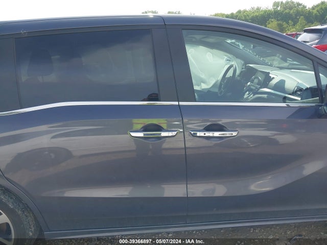 Honda Odyssey Touring 2022 5FNRL6H82NB052895 Image 13