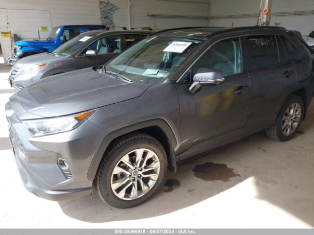 2T3A1RFV5MC156840 Toyota Rav4 Xle Premium