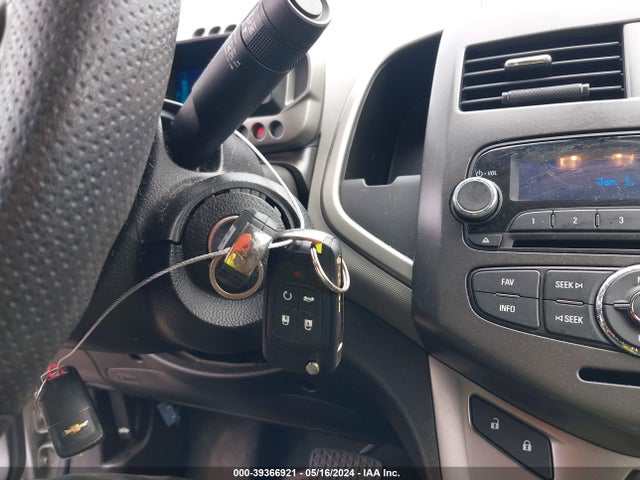 Chevrolet Sonic Lt Auto 2015 1G1JC5SG1F4203525 Image 11