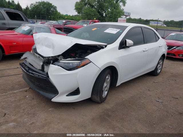 Toyota COROLLA L 2017 5YFBURHE0HP708929 Image 2