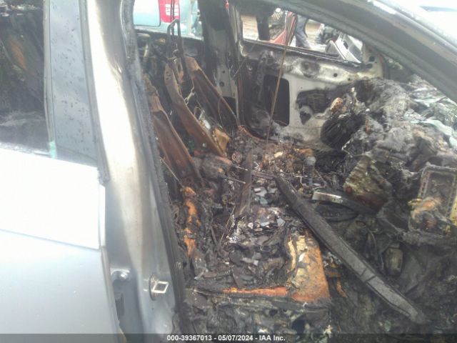 WAUBFAFL6GN017989 Audi A4 2.0t Premium