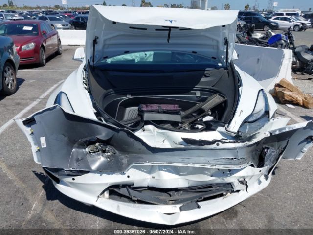 5YJ3E1EB2KF512006 Tesla Model 3 Long Range/performance