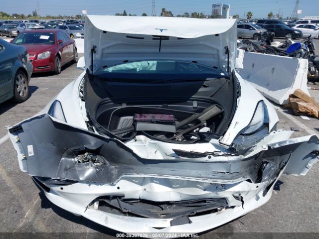 5YJ3E1EB2KF512006 Tesla Model 3 Long Range/performance
