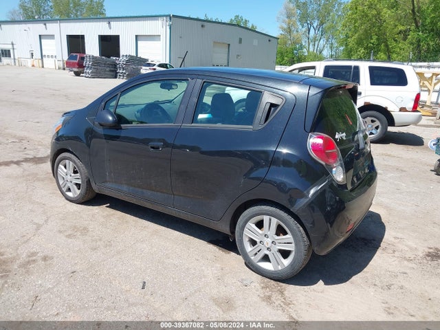 Chevrolet Spark 1lt Auto 2014 KL8CD6S99EC406261 Image 3