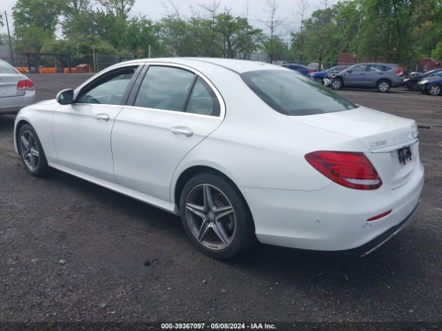 WDDZF4KB1HA018028 Mercedes-Benz E 300 4matic