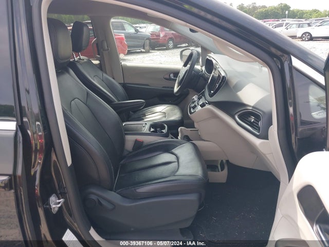 2C4RC1BGXNR151763 Chrysler Pacifica Touring L