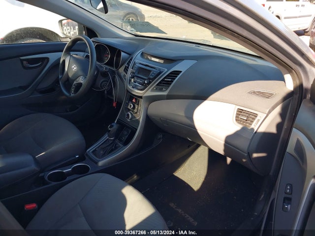 Hyundai ELANTRA SE 2015 5NPDH4AE8FH560792 Image 5
