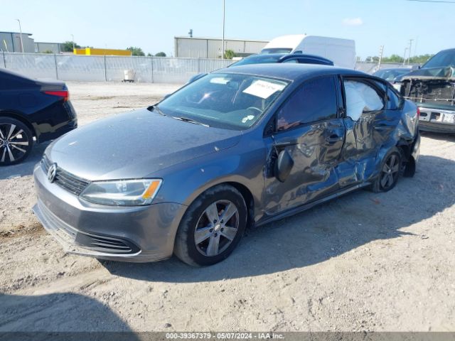 3VW2K7AJ4EM252063 Volkswagen Jetta 2.0l S
