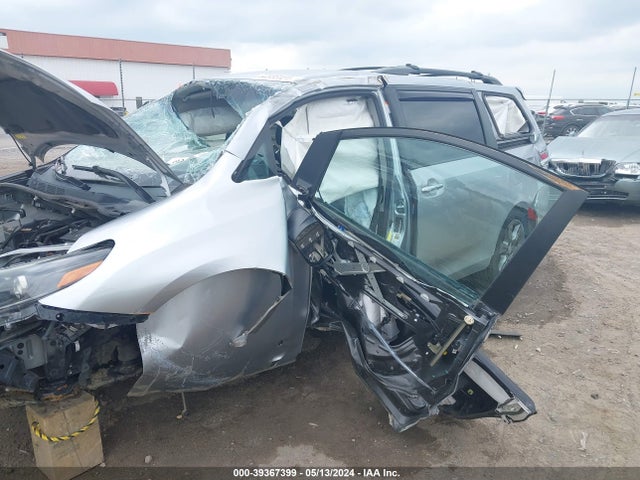 Toyota Sienna Se 8 Passenger 2015 5TDXK3DC4FS675564 Image 6