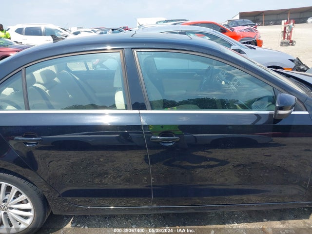 3VWL07AJ3GM379089 Volkswagen Jetta 1.8t Sel