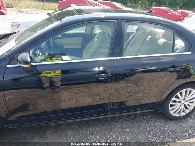 3VWL07AJ3GM379089 Volkswagen Jetta 1.8t Sel
