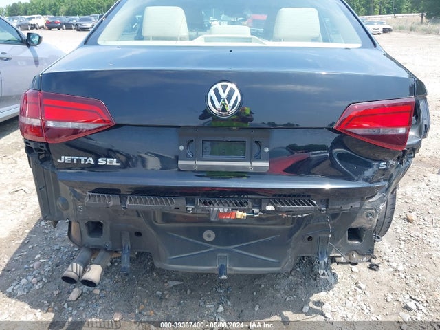 3VWL07AJ3GM379089 Volkswagen Jetta 1.8t Sel