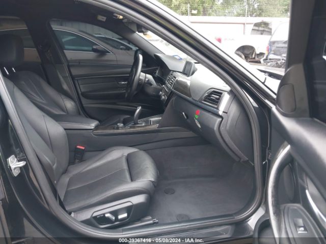 WBA8A9C52GK619299 BMW 320i