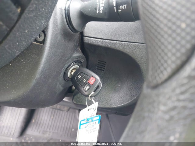 Toyota COROLLA LE 2018 2T1BURHEXJC097359 Image 11