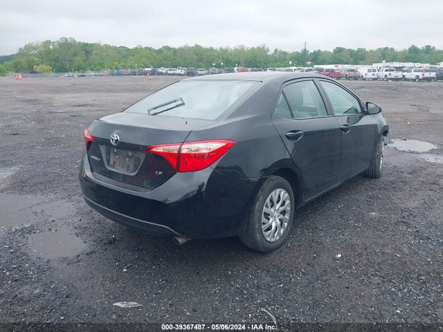 Toyota COROLLA LE 2018 2T1BURHEXJC097359 Image 4