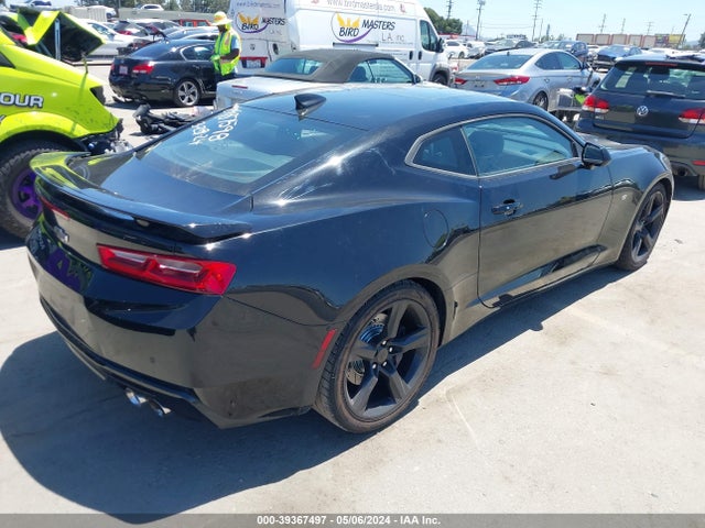 Chevrolet CAMARO 2SS 2018 1G1FH1R71J0142067 Image 4