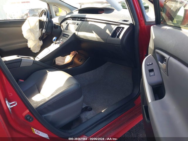 Toyota Prius Four 2014 JTDKN3DU1E1811171 Image 5