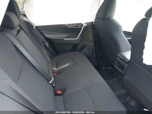 2T3H1RFV8KC020696 Toyota RAV4 LE