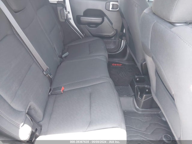 1C4HJXDG3MW662478 Jeep Wrangler Unlimited Sport Altitude 4x4