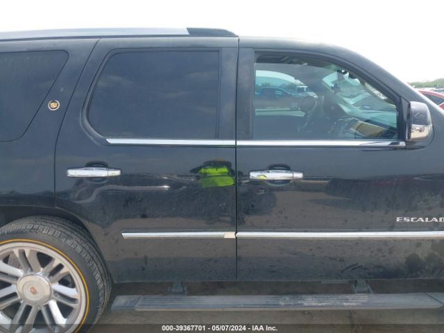 1GYS4DEF9ER249136 Cadillac Escalade Platinum