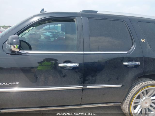1GYS4DEF9ER249136 Cadillac Escalade Platinum