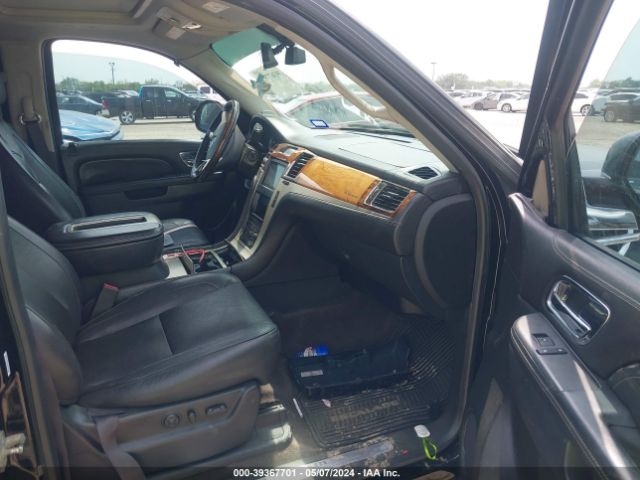 1GYS4DEF9ER249136 Cadillac Escalade Platinum