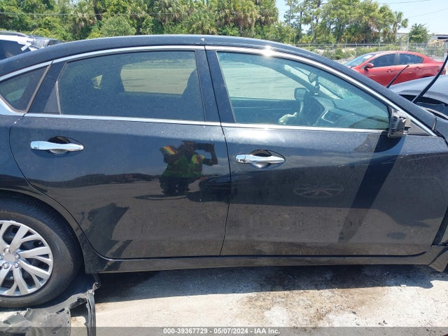 Nissan Altima 2.5 S 2018 1N4AL3AP4JC189377 Image 13