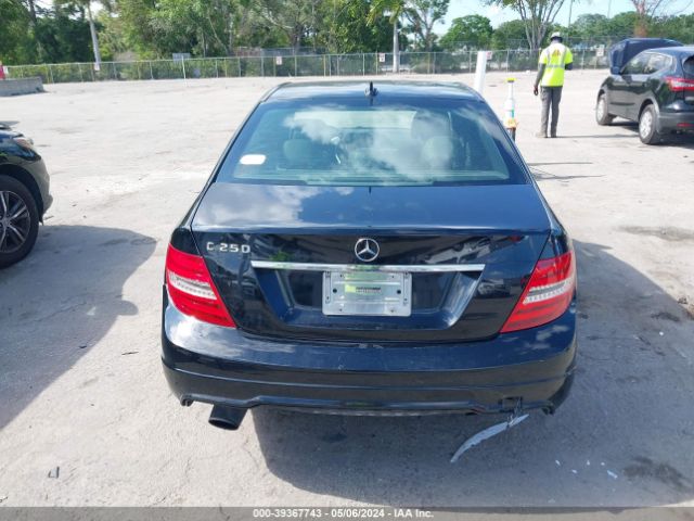WDDGF4HB1EA959103 Mercedes-Benz C 250 Luxury/sport