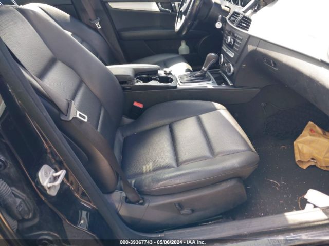 WDDGF4HB1EA959103 Mercedes-Benz C 250 Luxury/sport