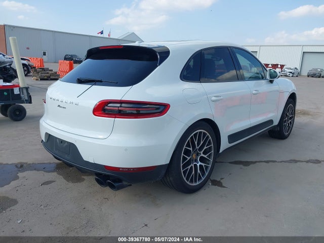 2018 PORSCHE MACAN WP1AA2A50JLB19639 Photo 3
