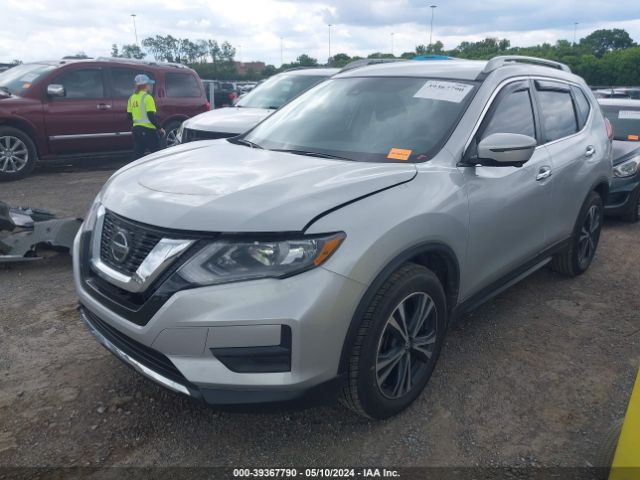 5N1AT2MT9LC818417 Nissan Rogue Sv Fwd