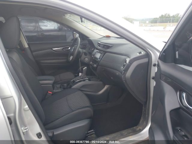 5N1AT2MT9LC818417 Nissan Rogue Sv Fwd
