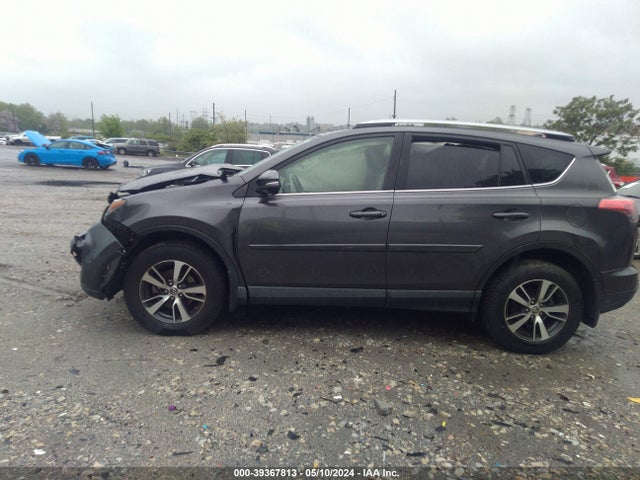 Toyota Rav4 Xle 2017 JTMRFREV0HJ110664 Image 14