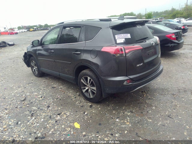 Toyota Rav4 Xle 2017 JTMRFREV0HJ110664 Image 3