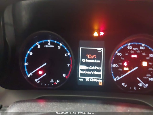 Toyota Rav4 Xle 2017 JTMRFREV0HJ110664 Image 7