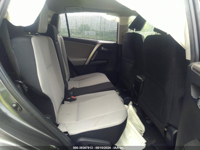 Toyota Rav4 Xle 2017 JTMRFREV0HJ110664 Image 8