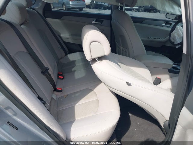 Hyundai Sonata 2017 5NPE24AF0HH584764 Image 8