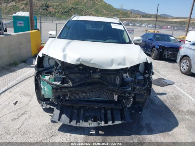 JN8AT2MT5JW492393 Nissan ROGUE SV