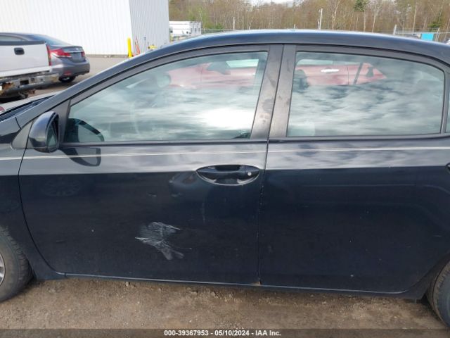 5YFBURHE1HP648479 Toyota COROLLA LE