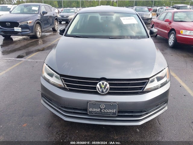 3VW1K7AJ7FM306274 Volkswagen Jetta 2.0l S