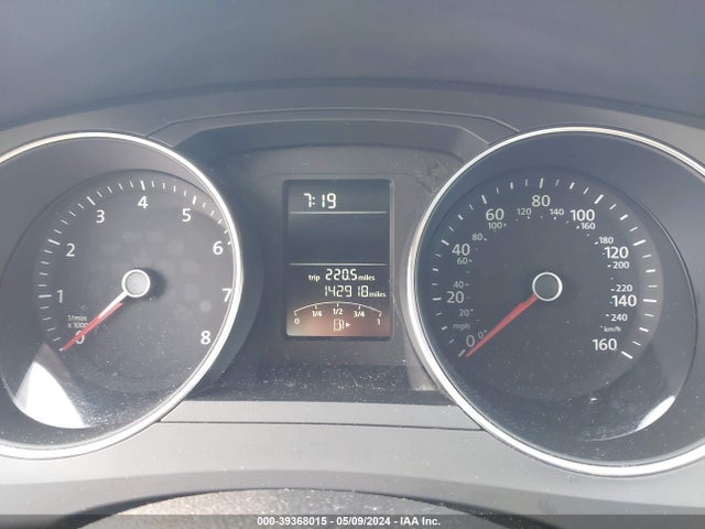 3VW1K7AJ7FM306274 Volkswagen Jetta 2.0l S